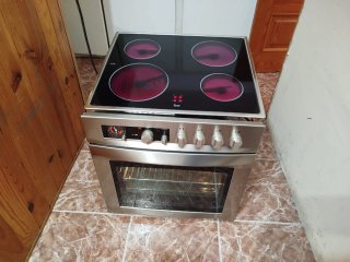 Horno con Vitrocerámica Teka