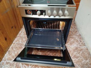 Horno con Vitrocerámica Teka