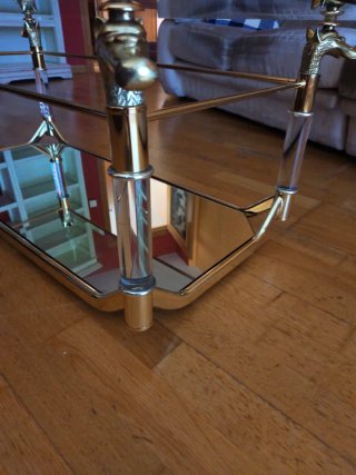 Mesa de centro cristal y metal dorada