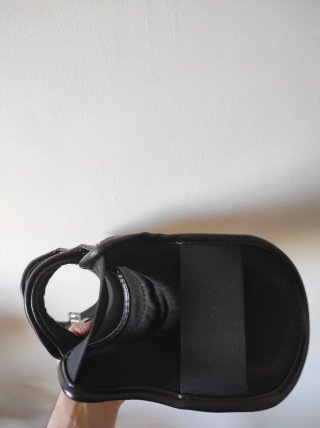 Espinilleras Venum Elite Negras Nuevas Talla M