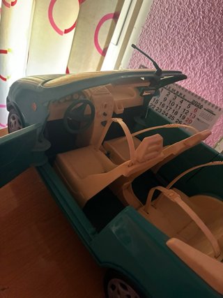 Coche de Barbie descapotable