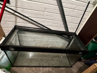 Acuario de Cristal 100x40x40 cm