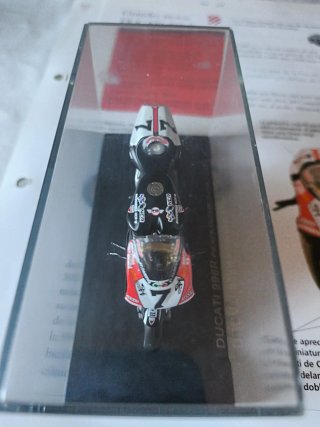 Ducati 998R Pierfrancesco Chili 2002 + Fascículo