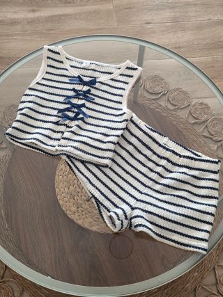 Conjunto niña 10 años rayas azul marino