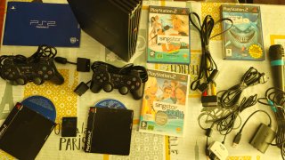 Pack PS2 Fat + 2 Mandos + SingStar