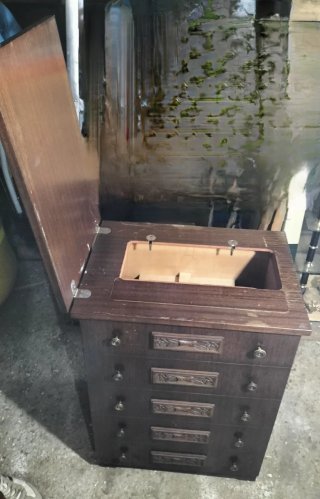Mueble Vintage para Máquina de Coser