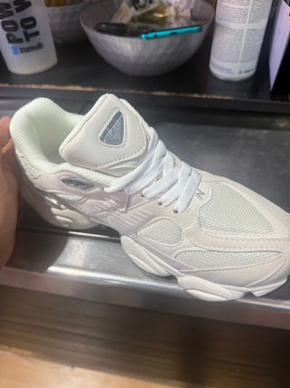 Zapatillas New Balance 9060 Gris/Blanco