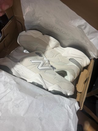 Zapatillas New Balance 9060 Gris/Blanco