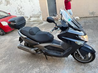 Kymco Xciting 250i Maxi Scooter