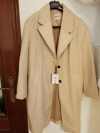 Abrigo de paño Bershka beige