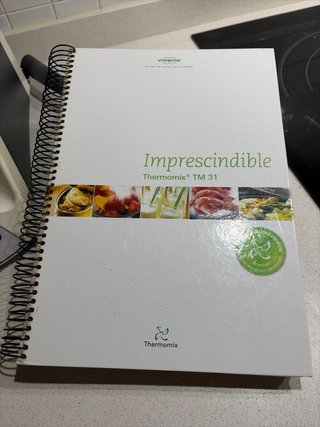 Thermomix TM31, con botonera nueva y libro