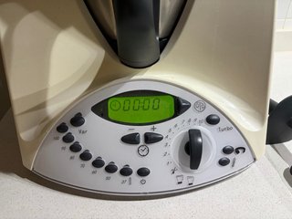Thermomix TM31, con botonera nueva y libro