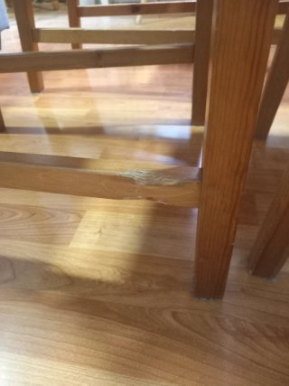 Mesa de Comedor con 4 Sillas