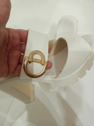 Sandalias de Tacón y Plataforma Blancas
