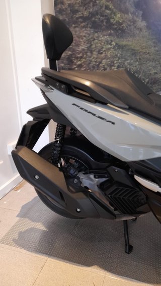 Honda Forza 125
