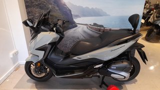 Honda Forza 125