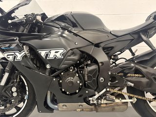 YAMAHA YZF1000