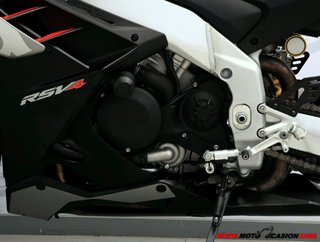APRILIA RSV4