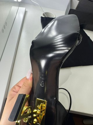 Sandálias Saint Laurent Opyum - Tamanho 38