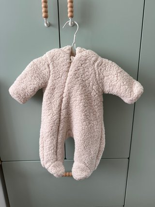 Buzo de bebé Zara borreguito