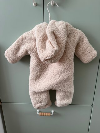 Buzo de bebé Zara borreguito