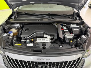 Peugeot 2008 Allure Hybrid 1.2 145CV eDCS6 MHEV