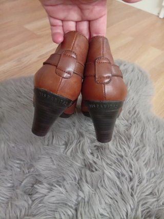 Botines de Piel Hispanitas