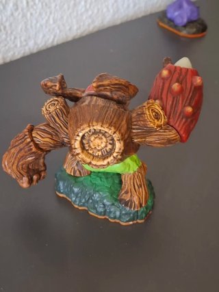 Skylanders Giants Tree Rex