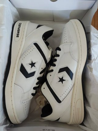 Converse Weapon Low Blancas y Negras