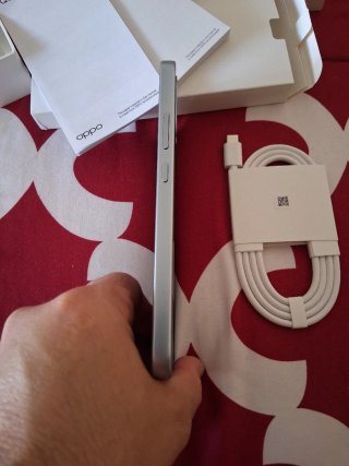 Oppo A6 Pro 5G