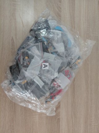 Lego Technic Bugatti Chiron 42083