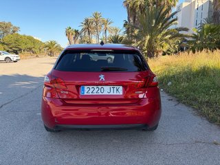 Peugeot 308 2016
