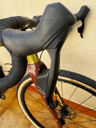 Bicicleta Gravel Wilier Jena