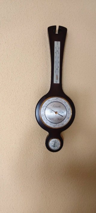 Barómetro y Termómetro Vintage de Madera