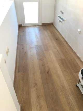 Instalación Parquet, Vinilos y Zócalos