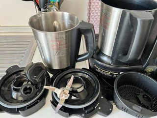 Robot de cocina Cecotec Mambo 10090