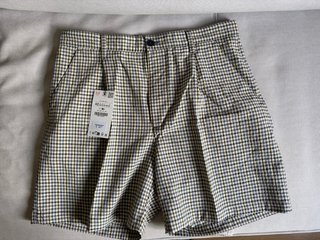 Bermuda Zara Pliegues Textura Talla L