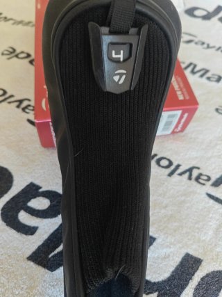 Funda Híbrido TaylorMade SIM2