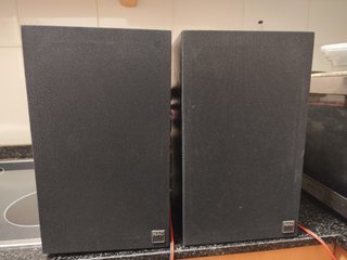 Altavoces de estantería NAD 8225