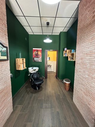 Local de barberia en de plaza Miraflores, 2