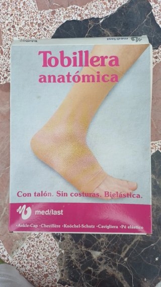Tobillera anatómica