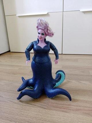 Muñeca Úrsula Disney