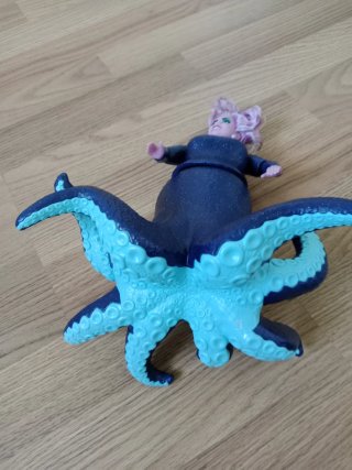 Muñeca Úrsula Disney