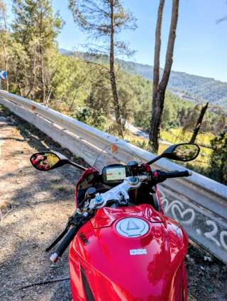 Ducati Panigale V2 S 2025 Roja