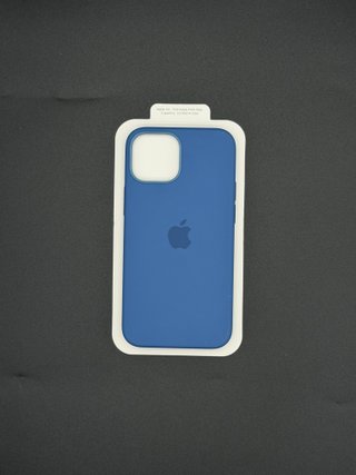 Funda iPhone 13 Mini Silicona Nueva 4