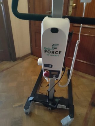 Grúa Force by Lifante. Grúa para movilizar persona