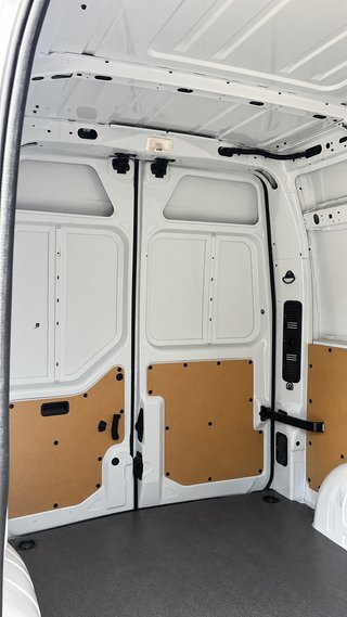 Nissan NV400 2020