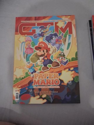 Revista GTM 102 Paper Mario y la puerta milenaria
