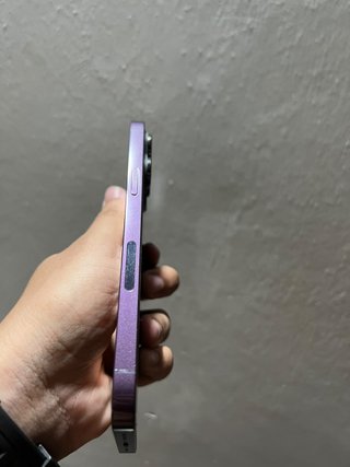 iPhone 14 Pro Max Morado