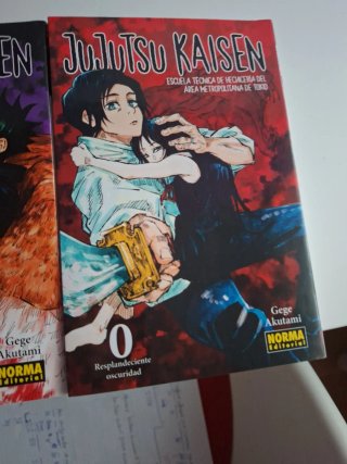 Managas jujutsu kaisen 1,2 y 0
